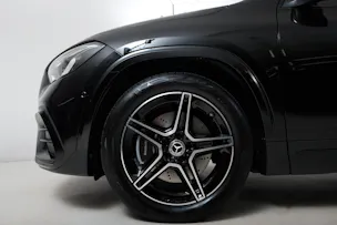 MERCEDES-BENZ GLA 250 Swiss Star AMG Line 4matic H247