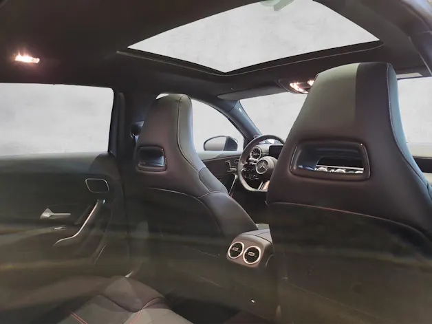 MERCEDES-BENZ A 250 AMG 4M W177