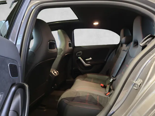 MERCEDES-BENZ A 250 AMG 4M W177