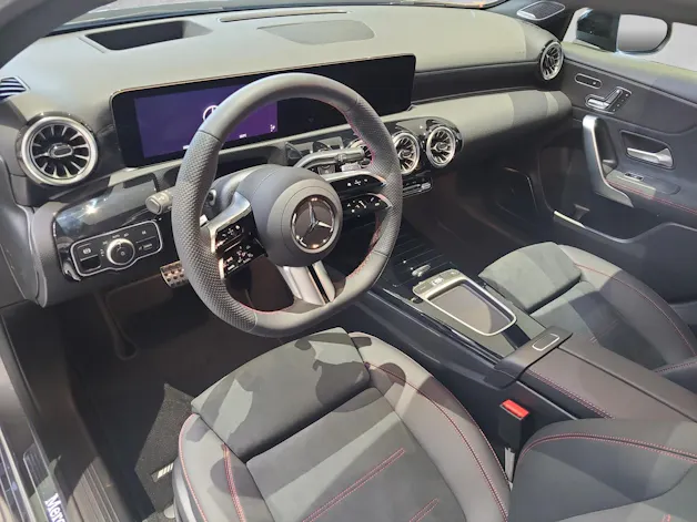 MERCEDES-BENZ A 250 AMG 4M W177