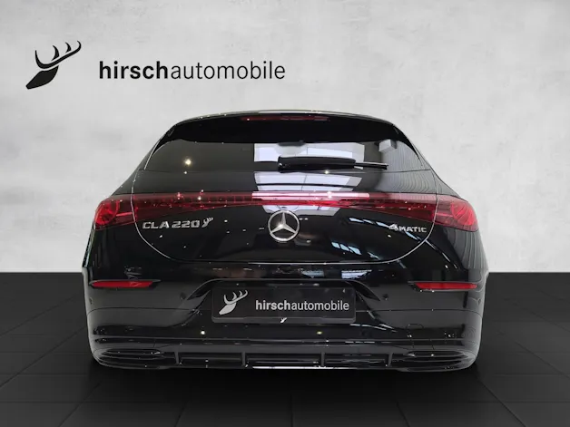 MERCEDES-BENZ CLA 220 4M Shooting Brake