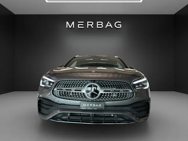 MERCEDES-BENZ GLA 250 AMG Line 4Matic