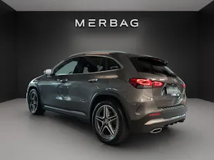 MERCEDES-BENZ GLA 250 AMG Line 4Matic