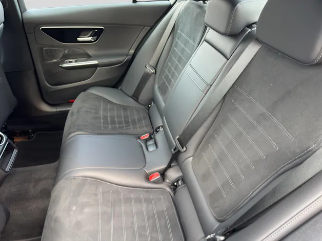 MERCEDES-BENZ C 300 d AMG Line