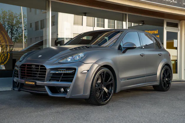 PORSCHE Cayenne Turbo