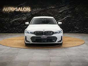BMW 320i xDrive Steptronic M Sport *Facelift*20" Felgen*Werksgarantie*Head-Up*Assistenten*