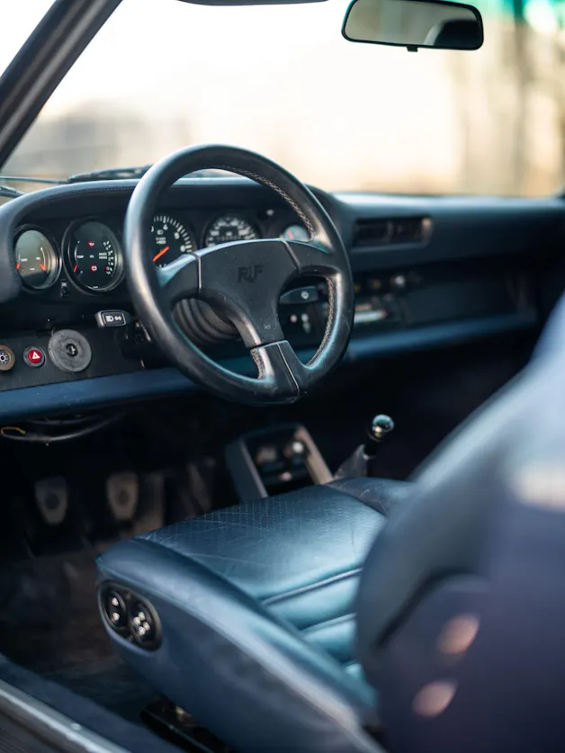 PORSCHE 911 Coupé 3.3 Turbo
