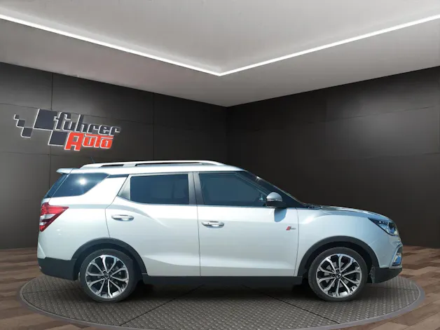 SsangYong XLV 1.6 e-XDi Sapphire 4WD