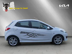 MAZDA 2 1.5 MZR Sport