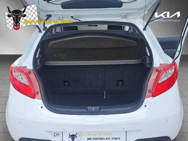 MAZDA 2 1.5 MZR Sport