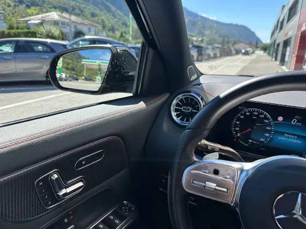 MERCEDES-BENZ EQA 250 AMG Line (CH)
