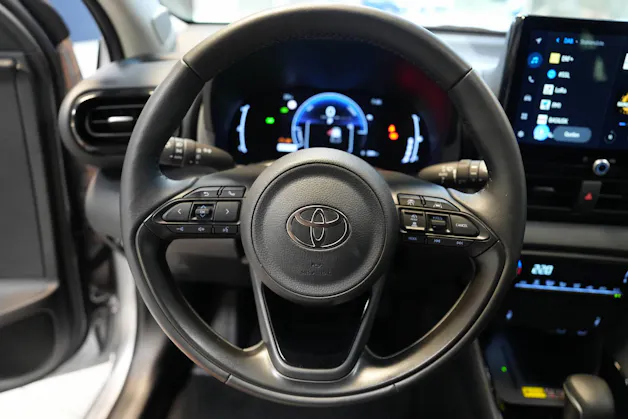 Toyota Yaris 1.5 VVT-i HSD Trend