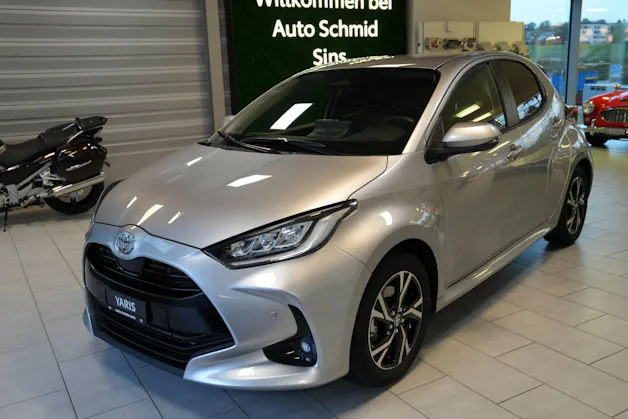 Toyota Yaris 1.5 VVT-i HSD Trend