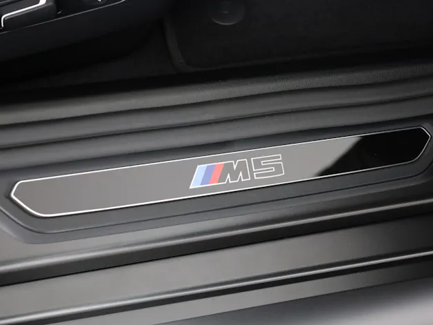BMW M5 Limousine