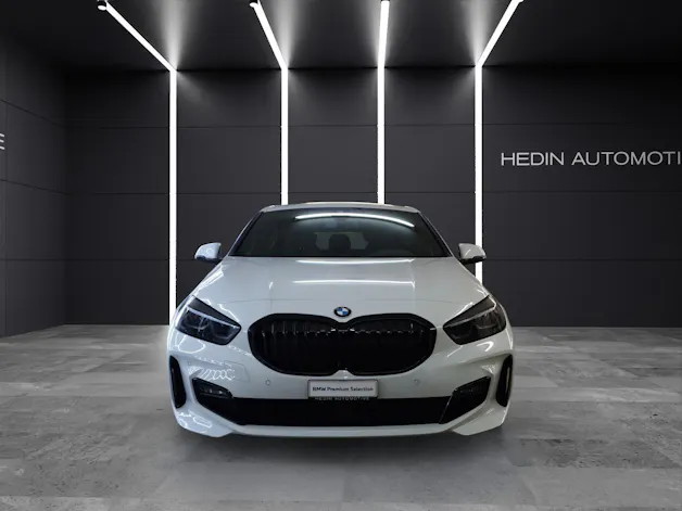 BMW 1er Reihe 120d xDrive