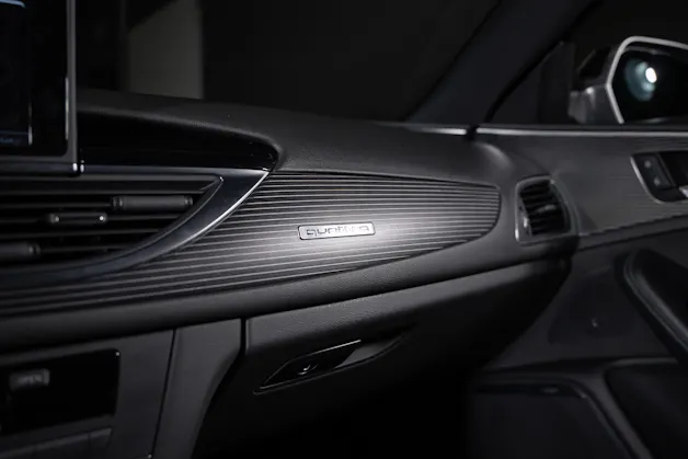 AUDI RS6 Avant 4.0 V8 TFSI Performance