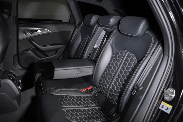 AUDI RS6 Avant 4.0 V8 TFSI Performance