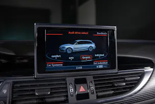 AUDI RS6 Avant 4.0 V8 TFSI Performance