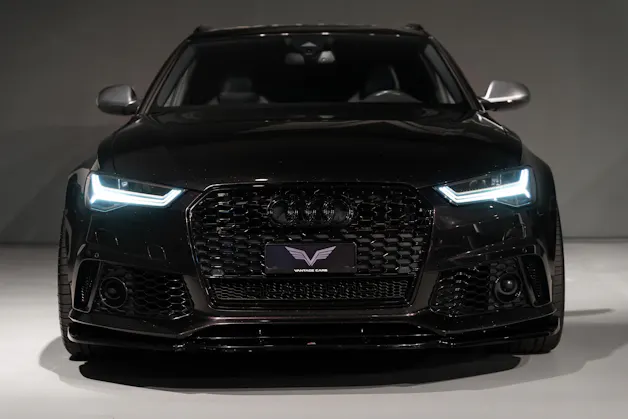 AUDI RS6 Avant 4.0 V8 TFSI Performance