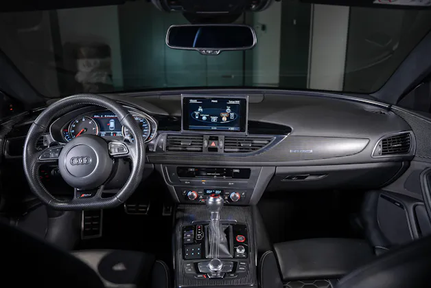AUDI RS6 Avant 4.0 V8 TFSI Performance