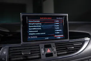 AUDI RS6 Avant 4.0 V8 TFSI Performance