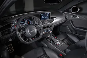 AUDI RS6 Avant 4.0 V8 TFSI Performance