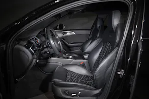 AUDI RS6 Avant 4.0 V8 TFSI Performance