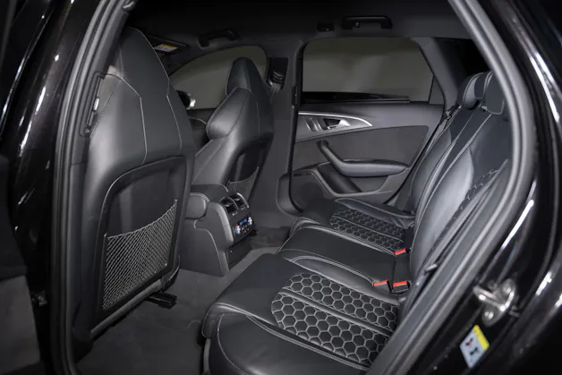 AUDI RS6 Avant 4.0 V8 TFSI Performance