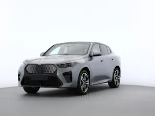 BMW iX2 xDrive30