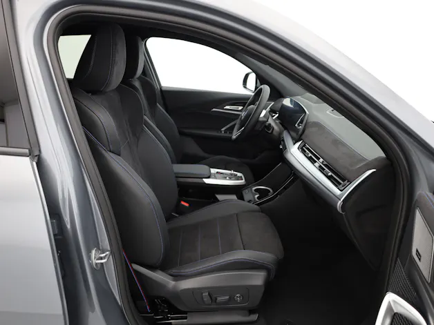 BMW iX2 xDrive30
