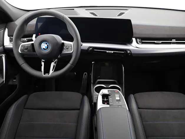 BMW iX2 xDrive30