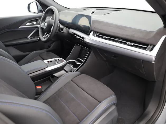 BMW iX2 xDrive30