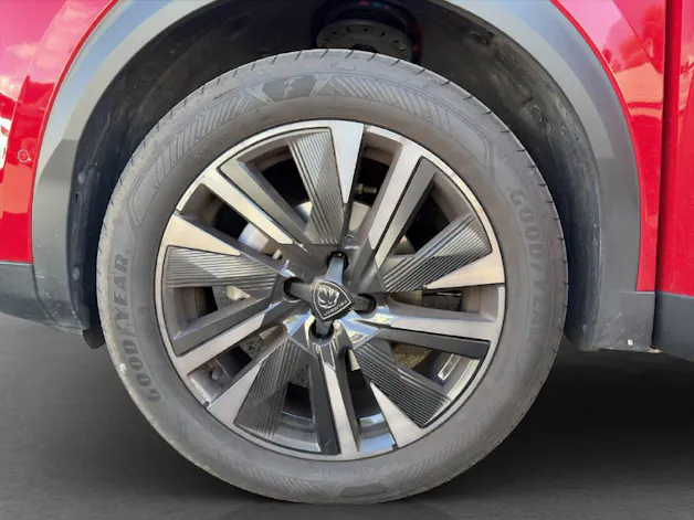 PEUGEOT 2008 1.2 PureTech 130 GT