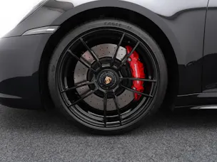 PORSCHE 911 Carrera 4 GTS Cabriolet