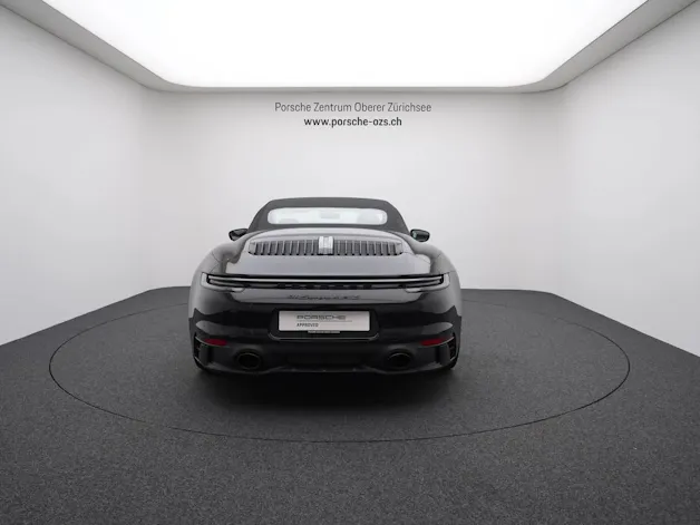PORSCHE 911 Carrera 4 GTS Cabriolet