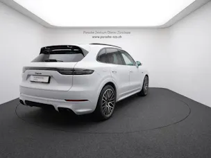 PORSCHE Cayenne E-Hybrid Platinum Edition