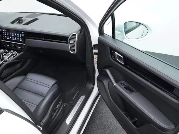 PORSCHE Cayenne E-Hybrid Platinum Edition