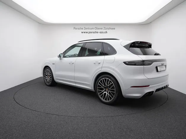 PORSCHE Cayenne E-Hybrid Platinum Edition