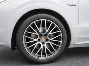 PORSCHE Cayenne E-Hybrid Platinum Edition
