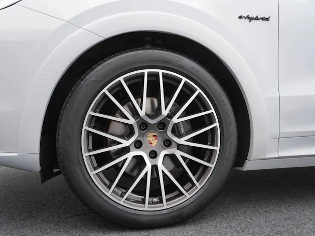 PORSCHE Cayenne E-Hybrid Platinum Edition