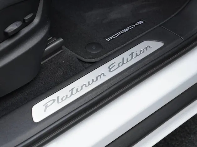 PORSCHE Cayenne E-Hybrid Platinum Edition