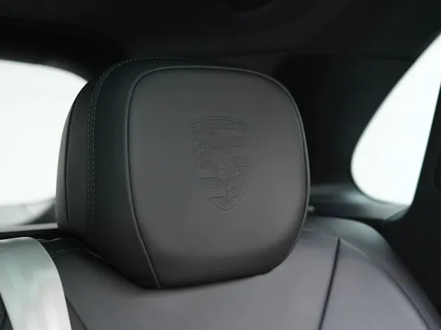 PORSCHE Cayenne E-Hybrid Platinum Edition
