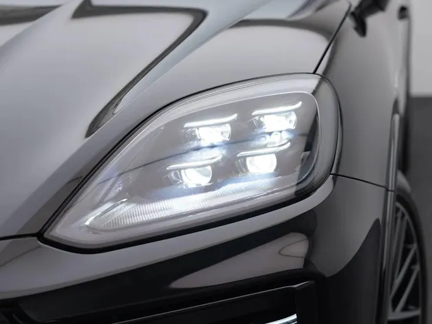 PORSCHE Cayenne S E-Hybrid Black Edition