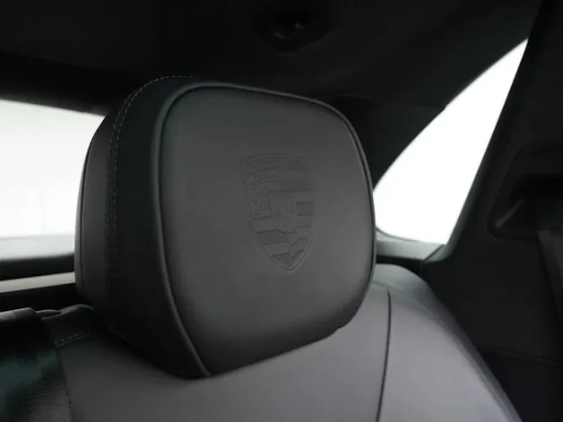 PORSCHE Cayenne S E-Hybrid Black Edition