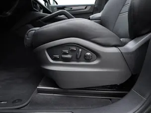 PORSCHE Cayenne S E-Hybrid Black Edition