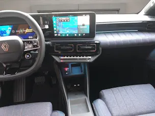 RENAULT R4 E-TECH ELECTRIC techno 150PS Comfort Range