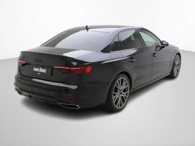AUDI A4 40 TFSI S line S-Tronic