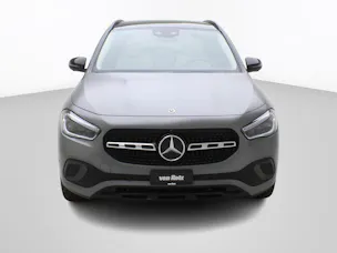 MERCEDES-BENZ GLA-Klasse GLA 220 d Progressive 4matic