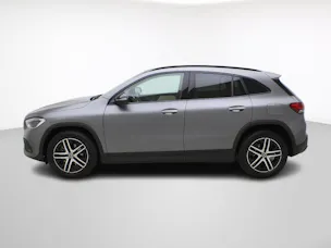 MERCEDES-BENZ GLA-Klasse GLA 220 d Progressive 4matic