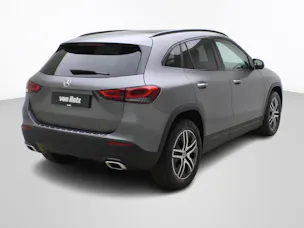 MERCEDES-BENZ GLA-Klasse GLA 220 d Progressive 4matic